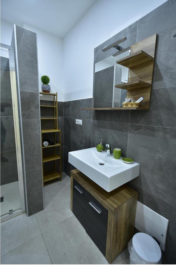 Via Cino Cagliari Hotel Luaran gambar